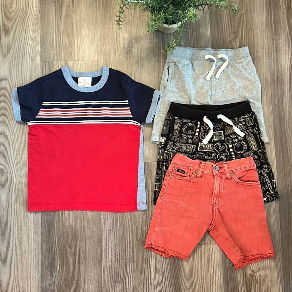 ((4 PIECE)) BOYS SUMMER BUNDLE POLO, GAP AND HANNA ANDERSSON SIZE 4